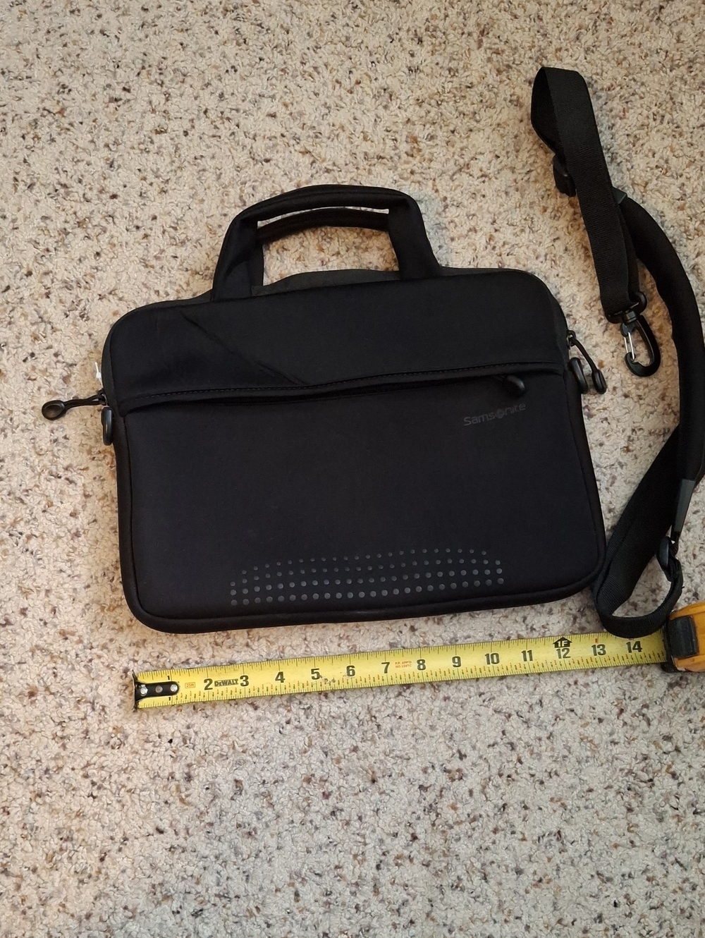 Samsonite Black Compact Laptop Briefcase with Shoulder Strap